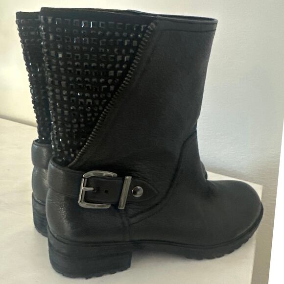 Ankle Boots Leather Rhinestones Gianni Bini Combat Riding Moto sz6 - Picture 5 of 5